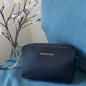 Michael Kors Ginny leather crossbody